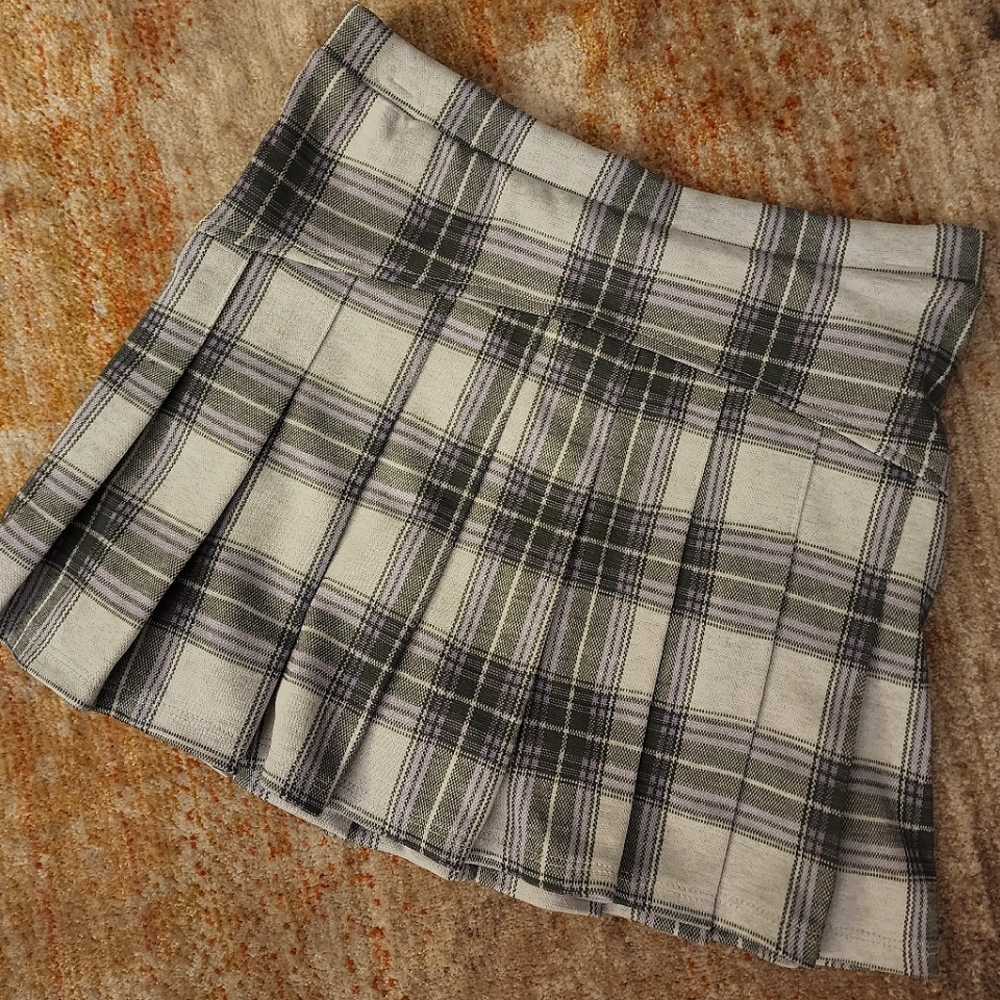 SO Plaid Pleated Pull-On Skort - NWT